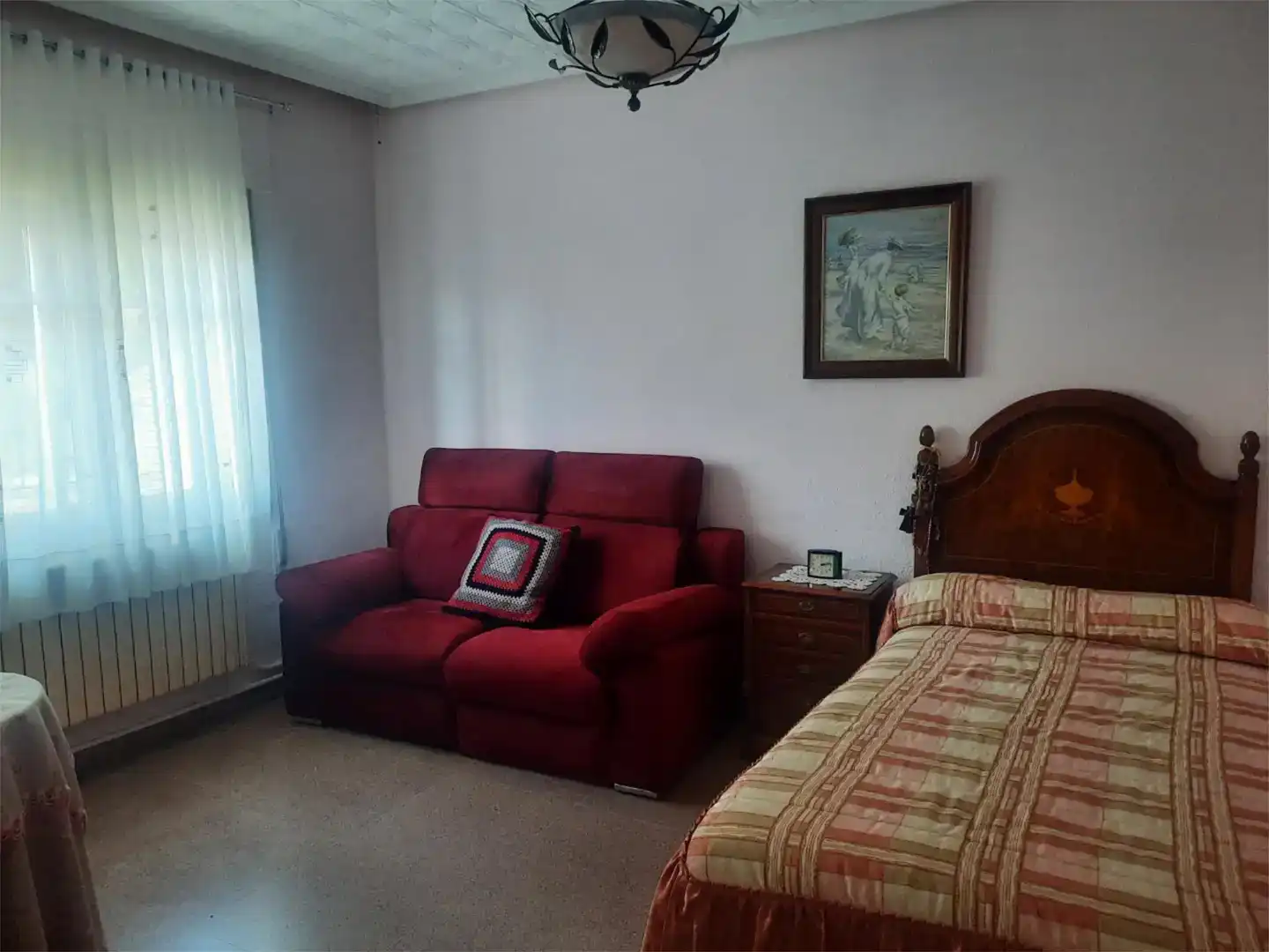 Sala d'estar de Casa adosada en venda en Corella amb Jardí privat, Traster i Forn