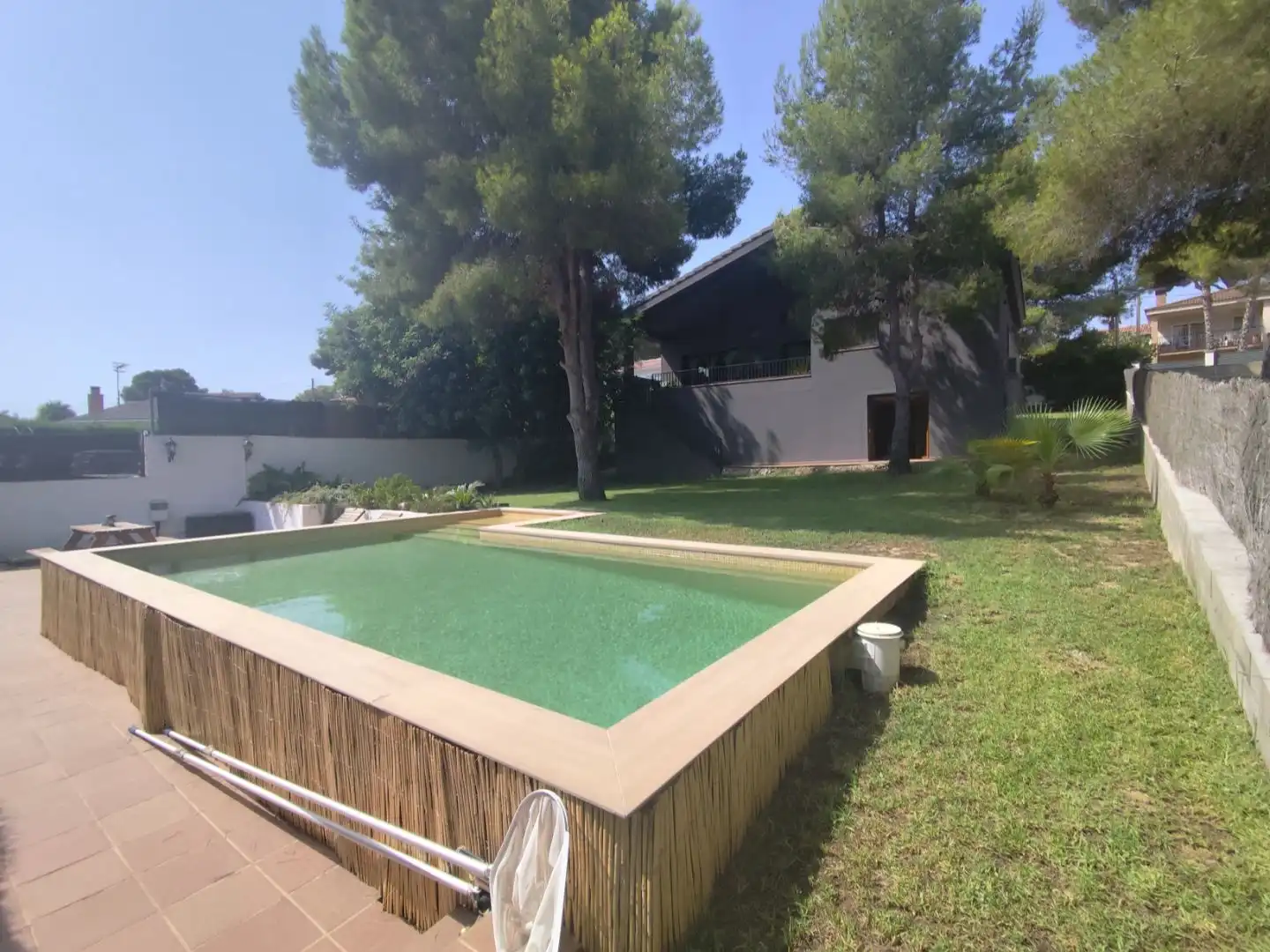 Piscina de Casa o xalet en venda en Cunit amb Aire condicionat, Terrassa i Piscina