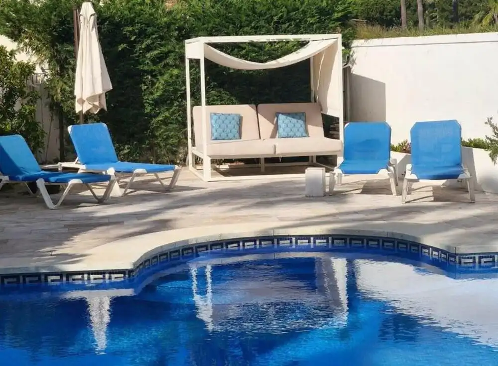 Swimming pool of Houses for rent in Estepona  with Air Conditioner, Heating and Private garden