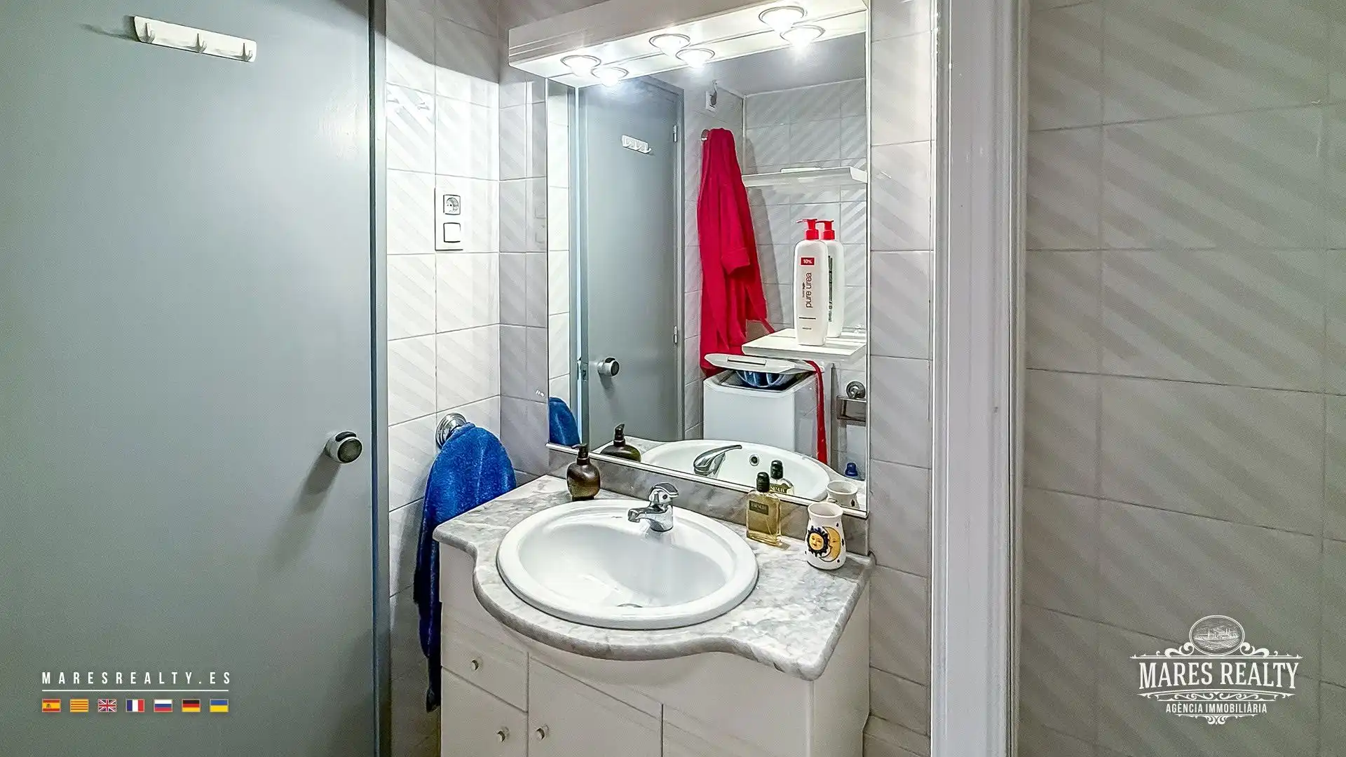 Bathroom of Flat for sale in Lloret de Mar  with Air Conditioner, Heating and Furnished