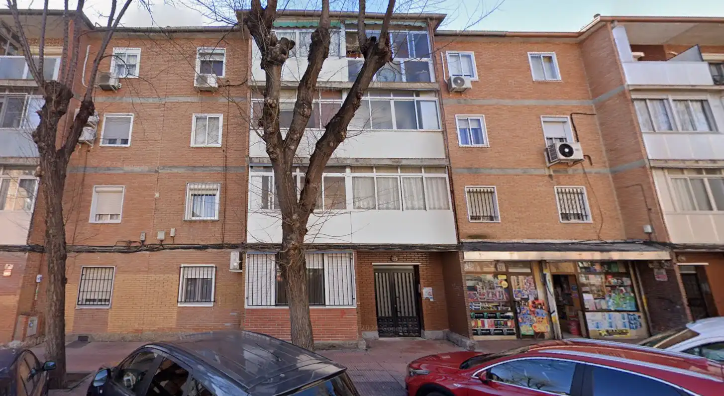 Casa en venta en CL. SAN ASTURIO SERRANO