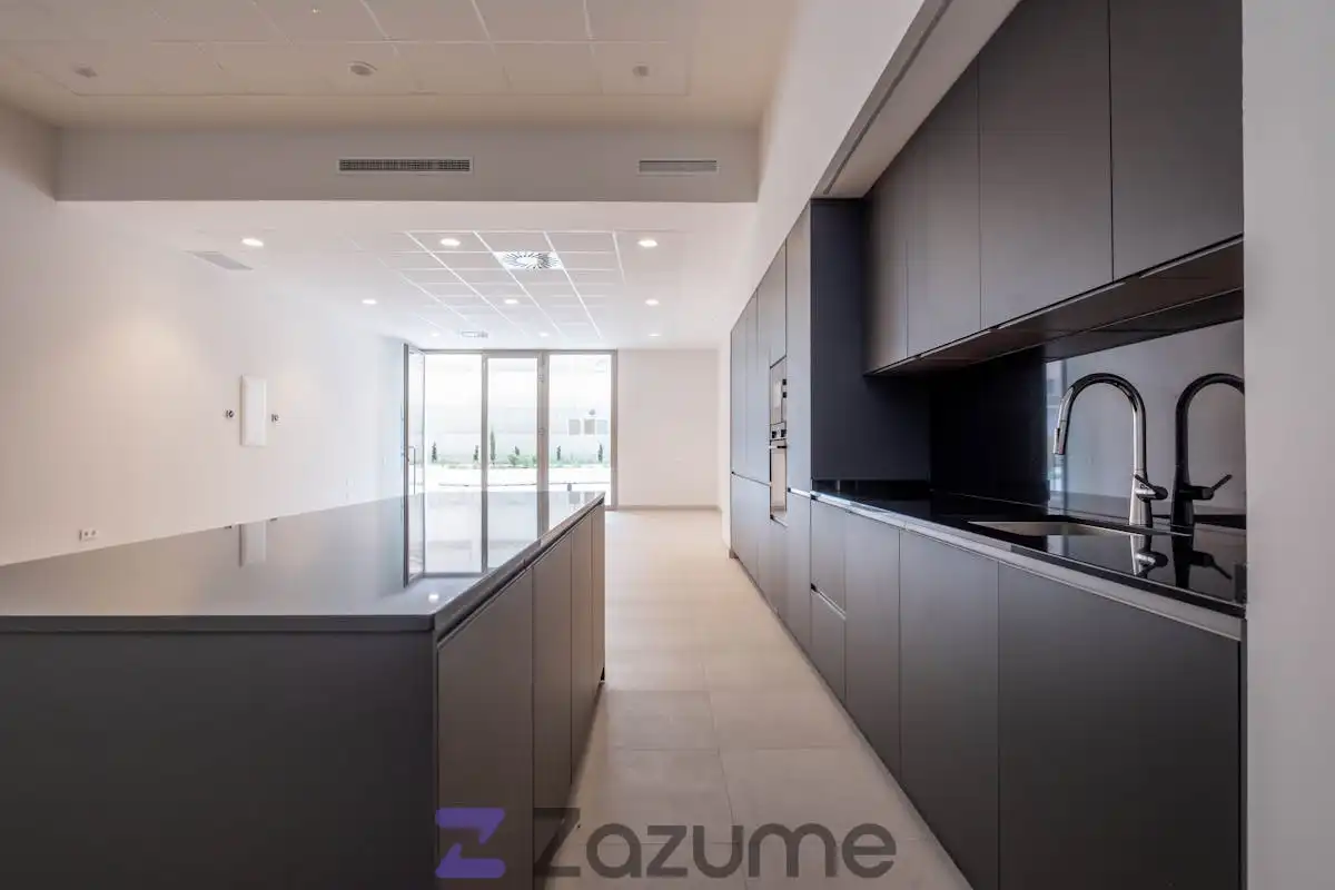 Küche von Wohnung zur Miete in Zaragoza mit Klimaanlage, Heizung und Terrasse