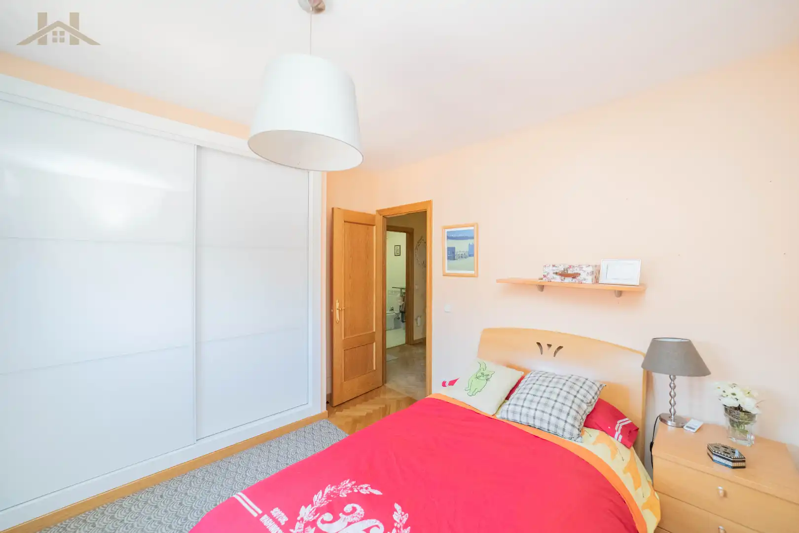 Bedroom of Detached homes for sale in Móstoles  with Air Conditioner, Heating and Private garden