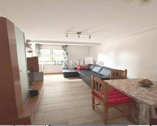 Living room of Flat for sale in Valladolid Capital  with Heating, Parquet flooring and Storage room