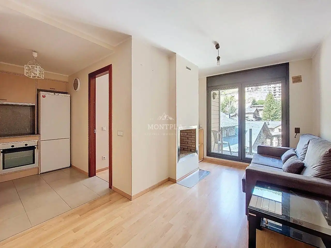 Living room of Flat for rent in Canillo  with Storage room, Furnished and Balcony