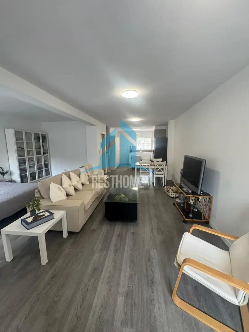 Sala d'estar de Casa o xalet en venda en Tavernes de la Valldigna amb Aire condicionat, Terrassa i Piscina comunitària