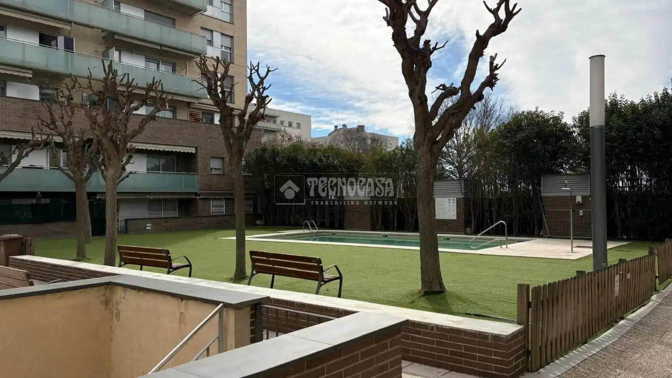 Vista exterior de Pis en venda en Sabadell amb Aire condicionat, Parquet i Moblat