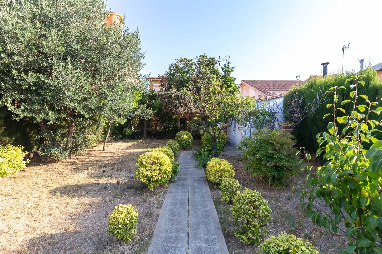 Jardí de Casa o xalet en venda en Montcada i Reixac amb Aire condicionat, Calefacció i Terrassa