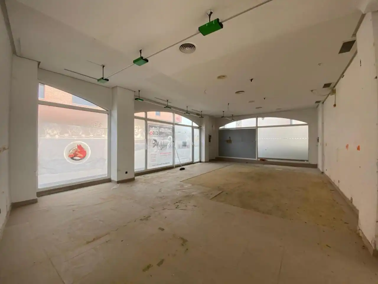 Local comercial en venda a Calle San Pedro Del Castro 3 24005 Leon, imagen 6