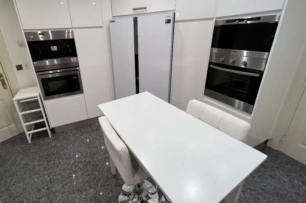 Apartment mit Pool zur Miete in EDGAR NEVILLE-UR EL RODEO 6, imagen 12