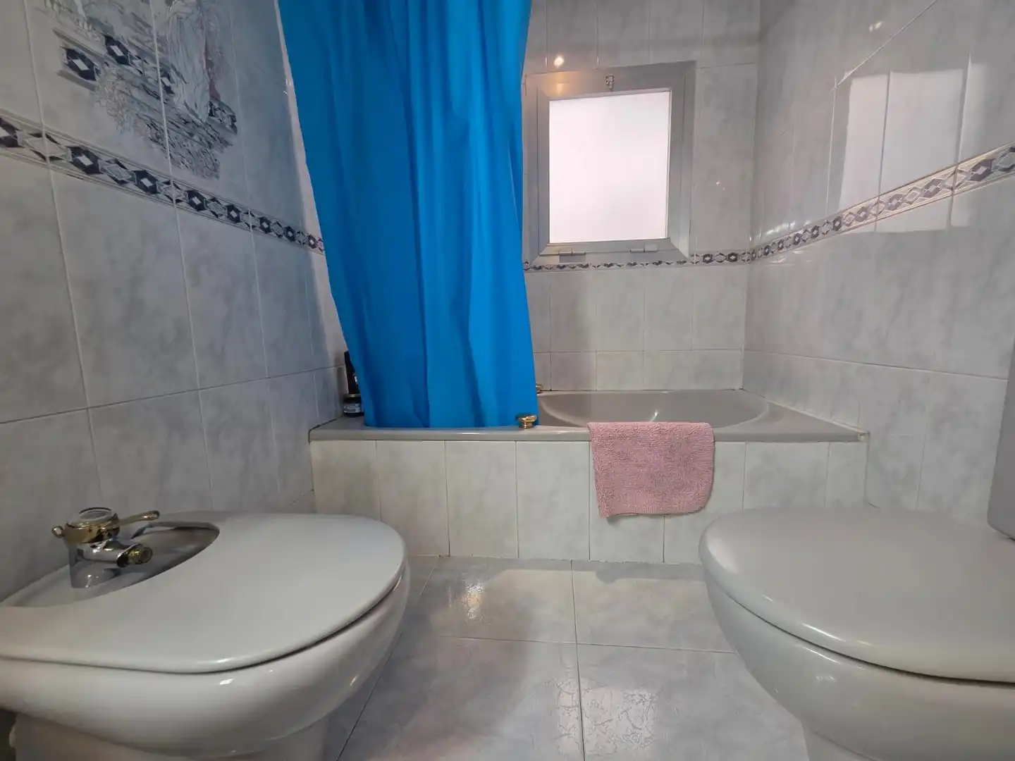 Baño de Piso en venta en Lleida con Aire acondicionado, Calefacción y Trastero