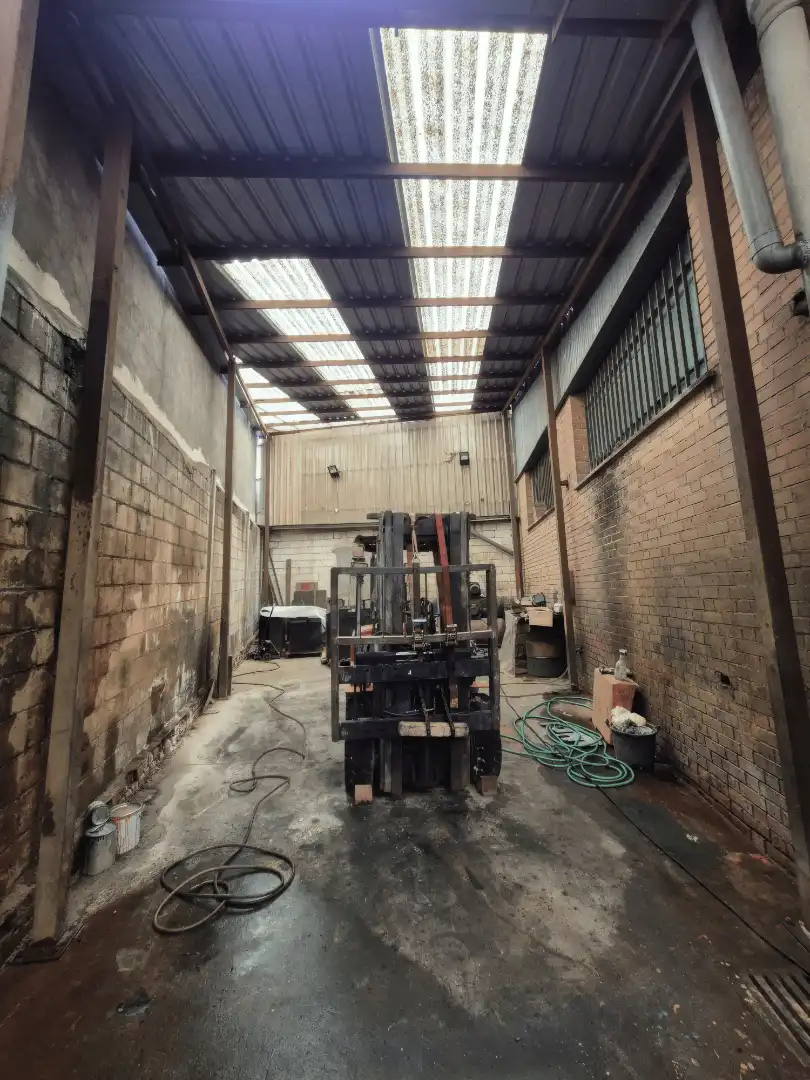 Fabrikhallen zum Verkauf in Camino del Puente Viejo, Zona Industrial