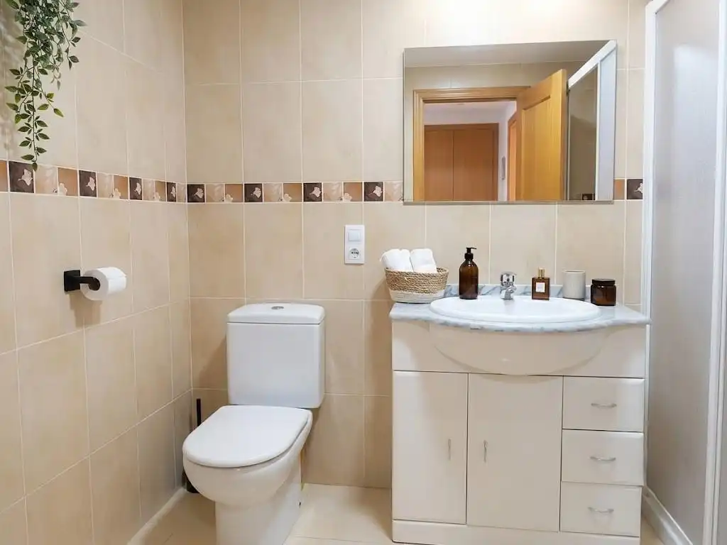 Bathroom of Houses for sale in Carcaixent  with Air Conditioner, Heating and Terrace