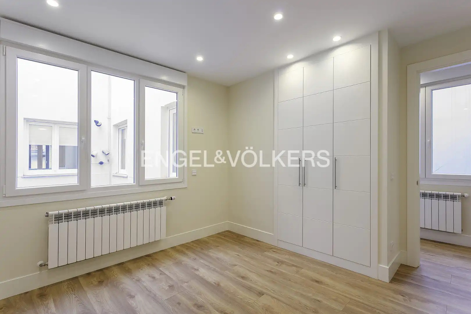 Habitación de Piso de alquiler en Bilbao  con Calefacción y Balcón