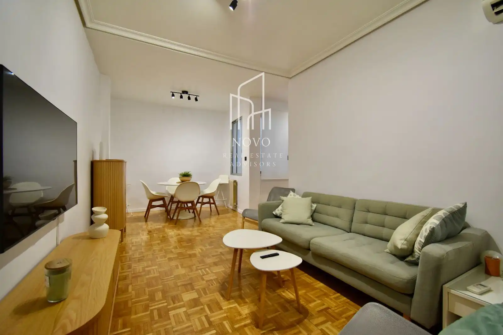 Sala de estar de Piso de alquiler en Madrid con Aire acondicionado, Calefacción y Amueblado