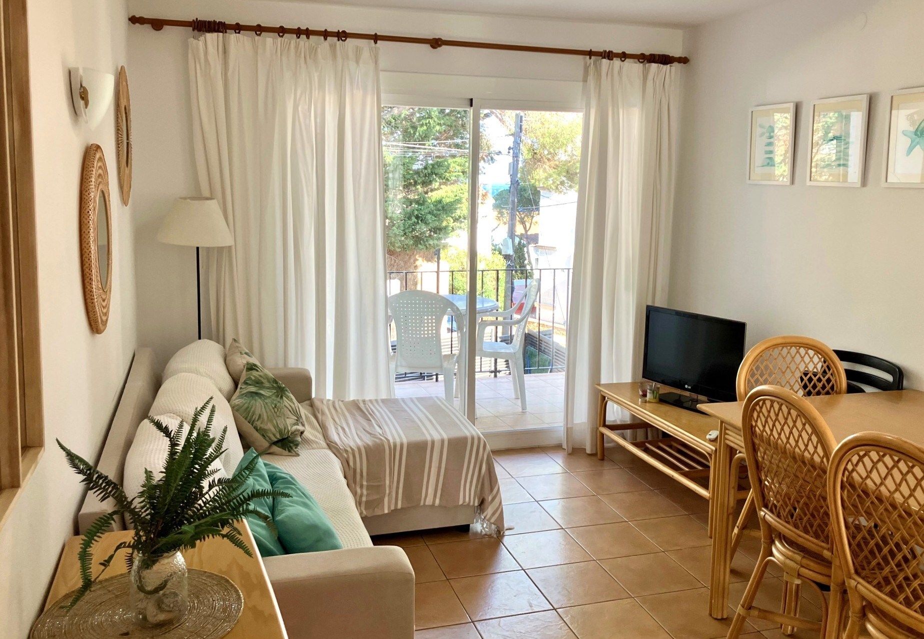 Living room of Flat for sale in Palafrugell  with Terrace, Swimming Pool and Furnished