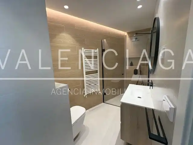 Bathroom of Detached homes for rent in Donostia - San Sebastián   with Heating, Terrace and Swimming Pool