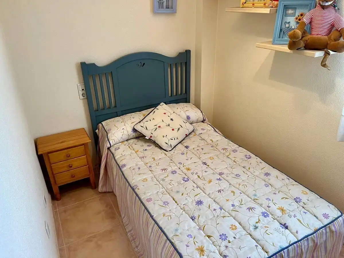 Dormitori de Casa o xalet de lloguer en Santa Pola amb Terrassa, Moblat i Balcó