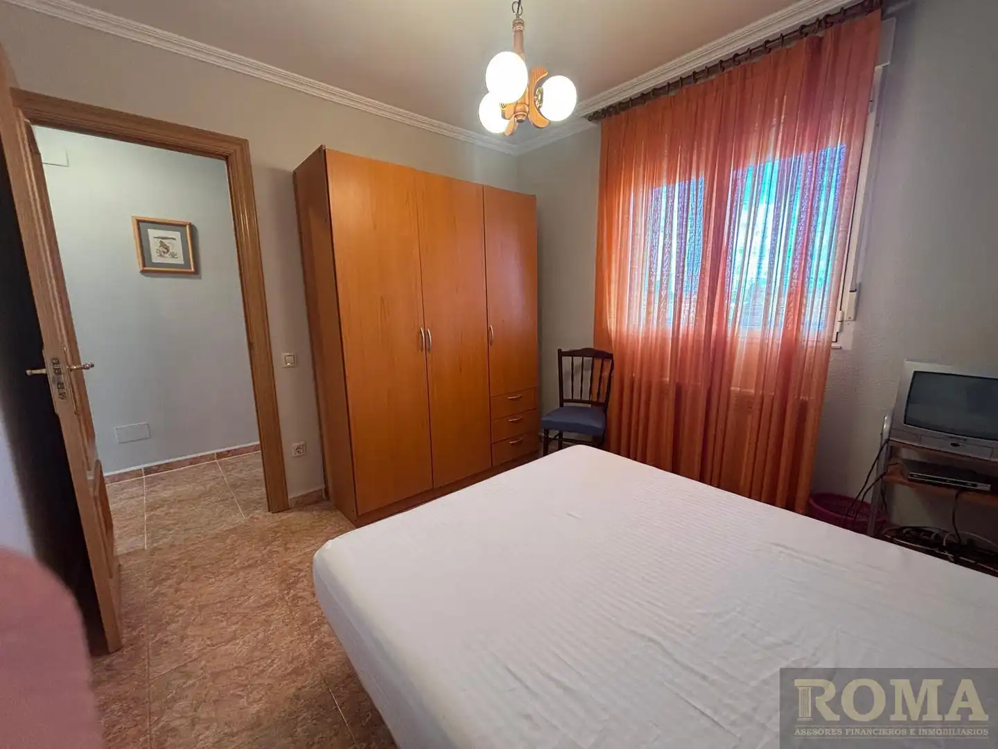 Dormitori de Casa o xalet en venda en Calvarrasa de Abajo amb Aire condicionat, Calefacció i Terrassa