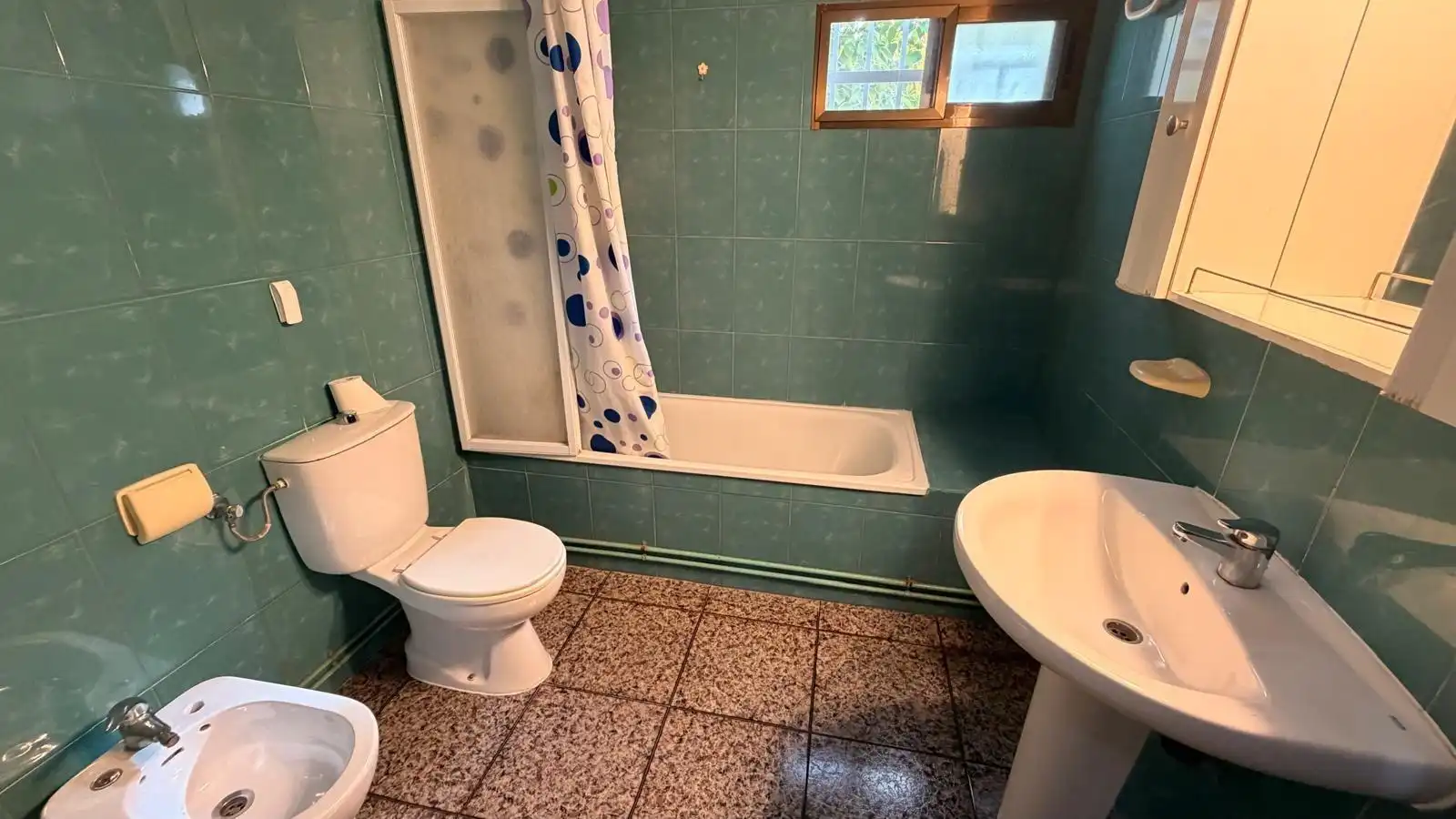 Bathroom of Flat for rent in Almansa, Albacete