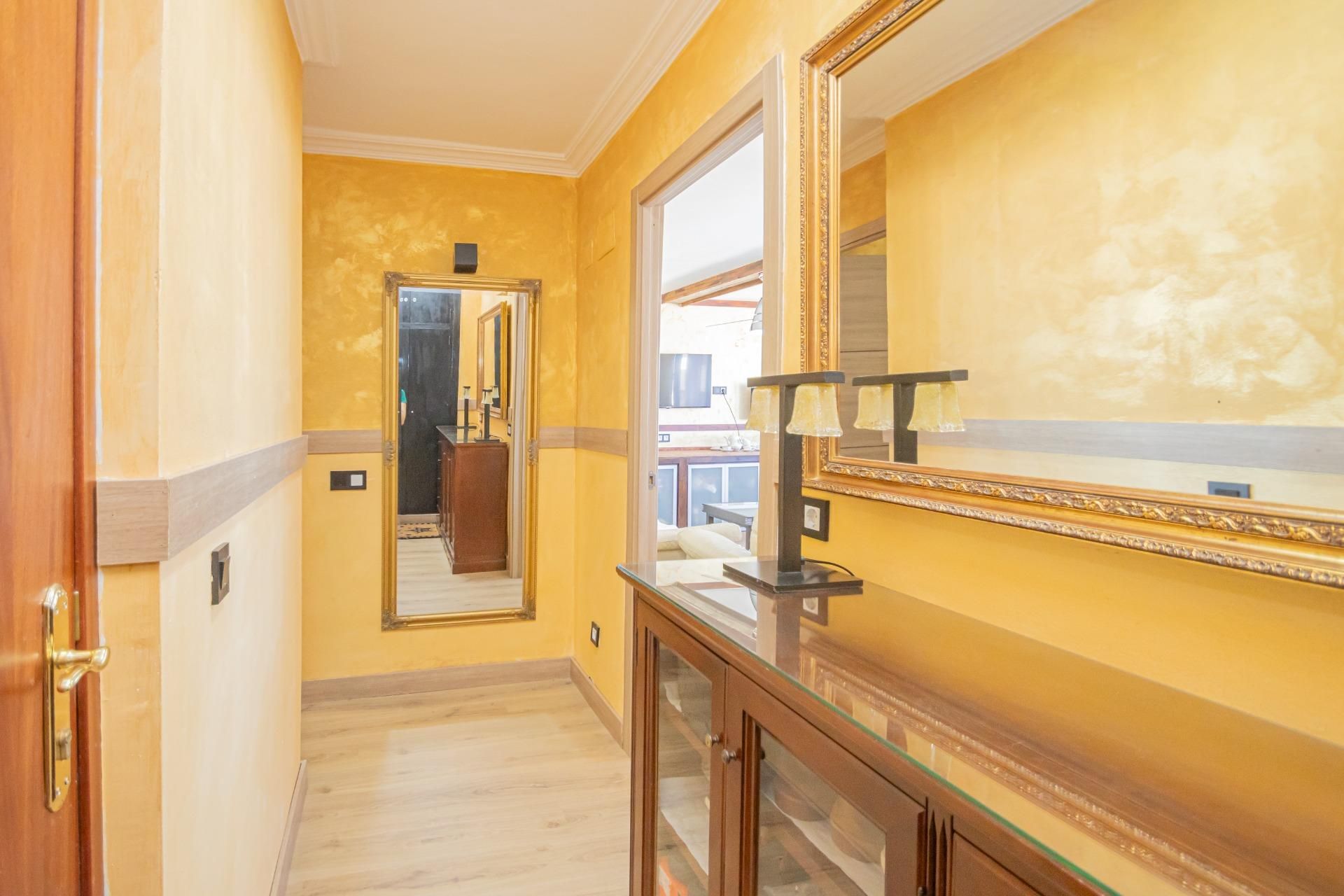 Piso en venta en Chipiona con Calefacción y Parquet