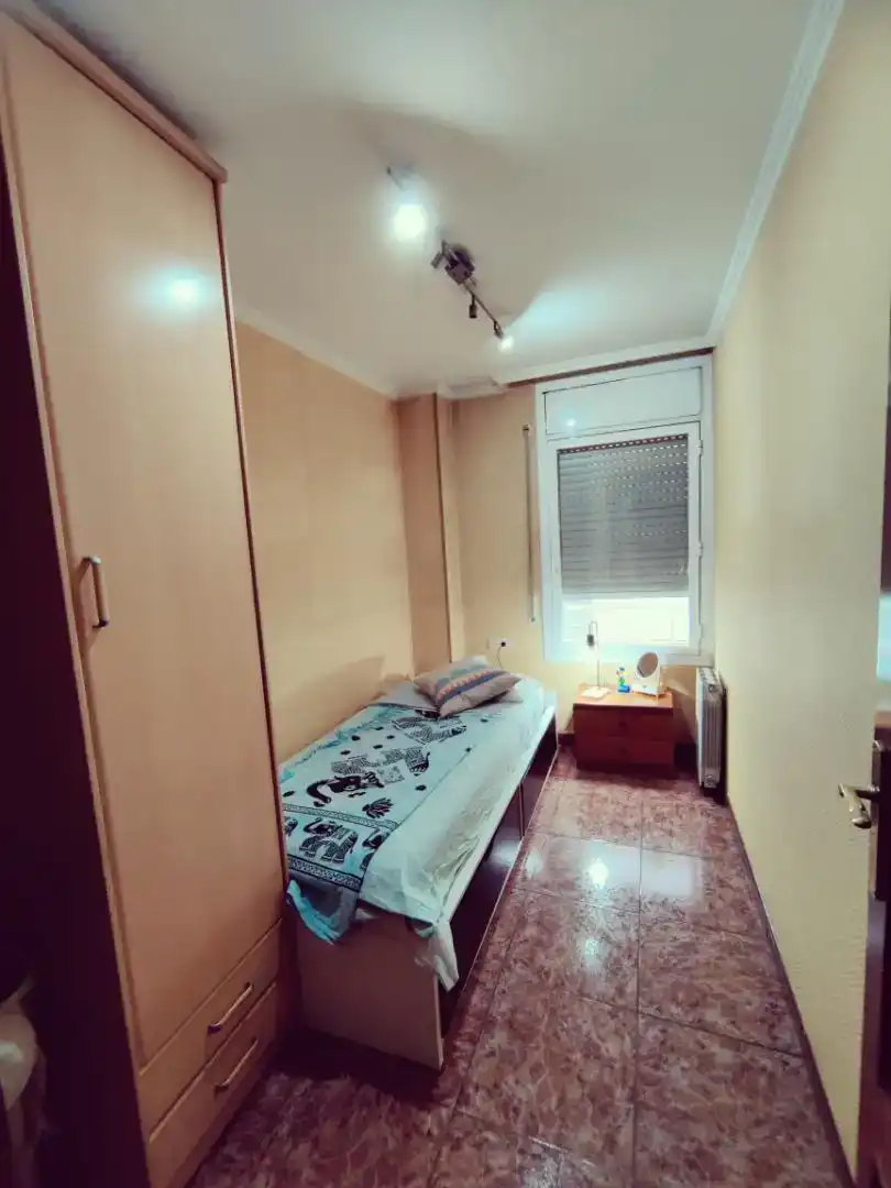 Bedroom of Flat for share in La Llagosta, Barcelona