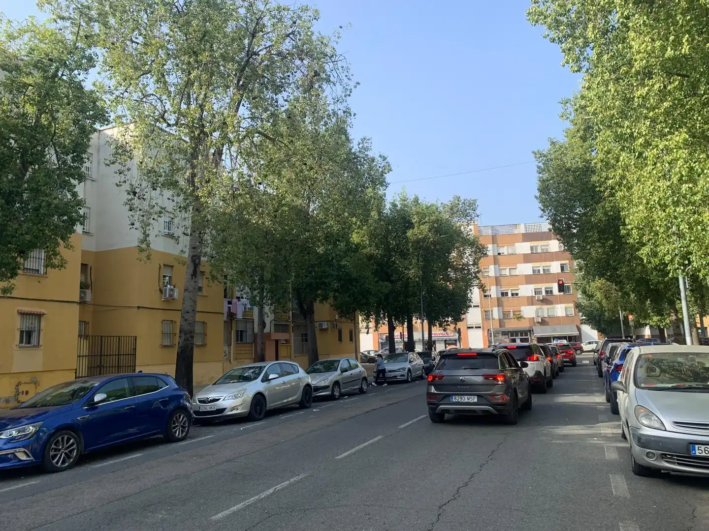 Exterior view of Flat for sale in Sevilla  with Air Conditioner, Terrace and Furnished