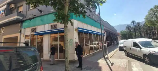 Locale commerciale in vendita a MONTGO 17, imagen 2