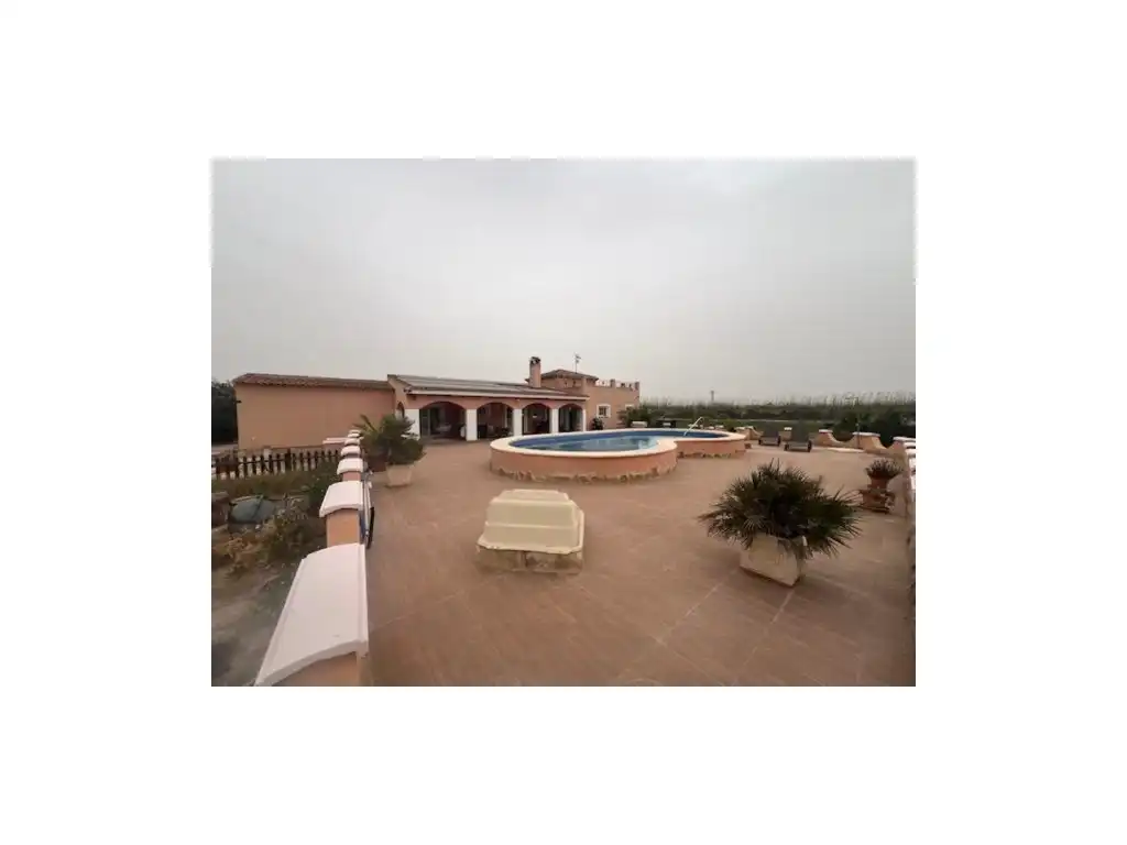 Jardín de Casa o chalet en venta en Dolores con Aire acondicionado, Jardín privado y Piscina