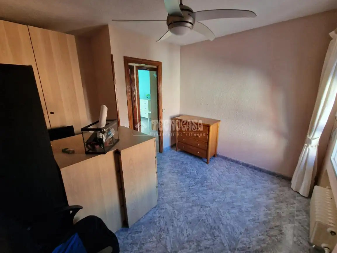 Piso en venta en Alcalá de Henares con Amueblado
