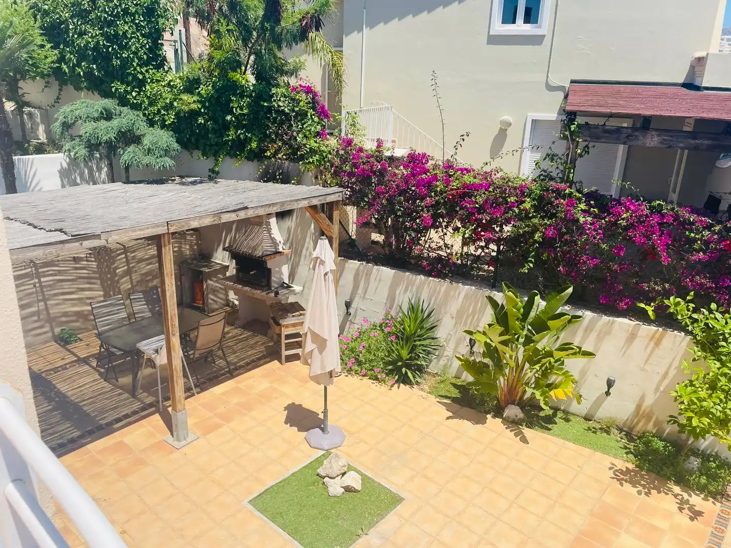 Detached homes for sale in Gata