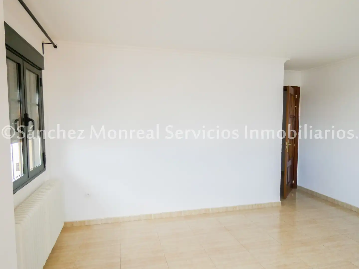 Piso en venta en Alcázar de San Juan con Calefacción, Horno y Balcón