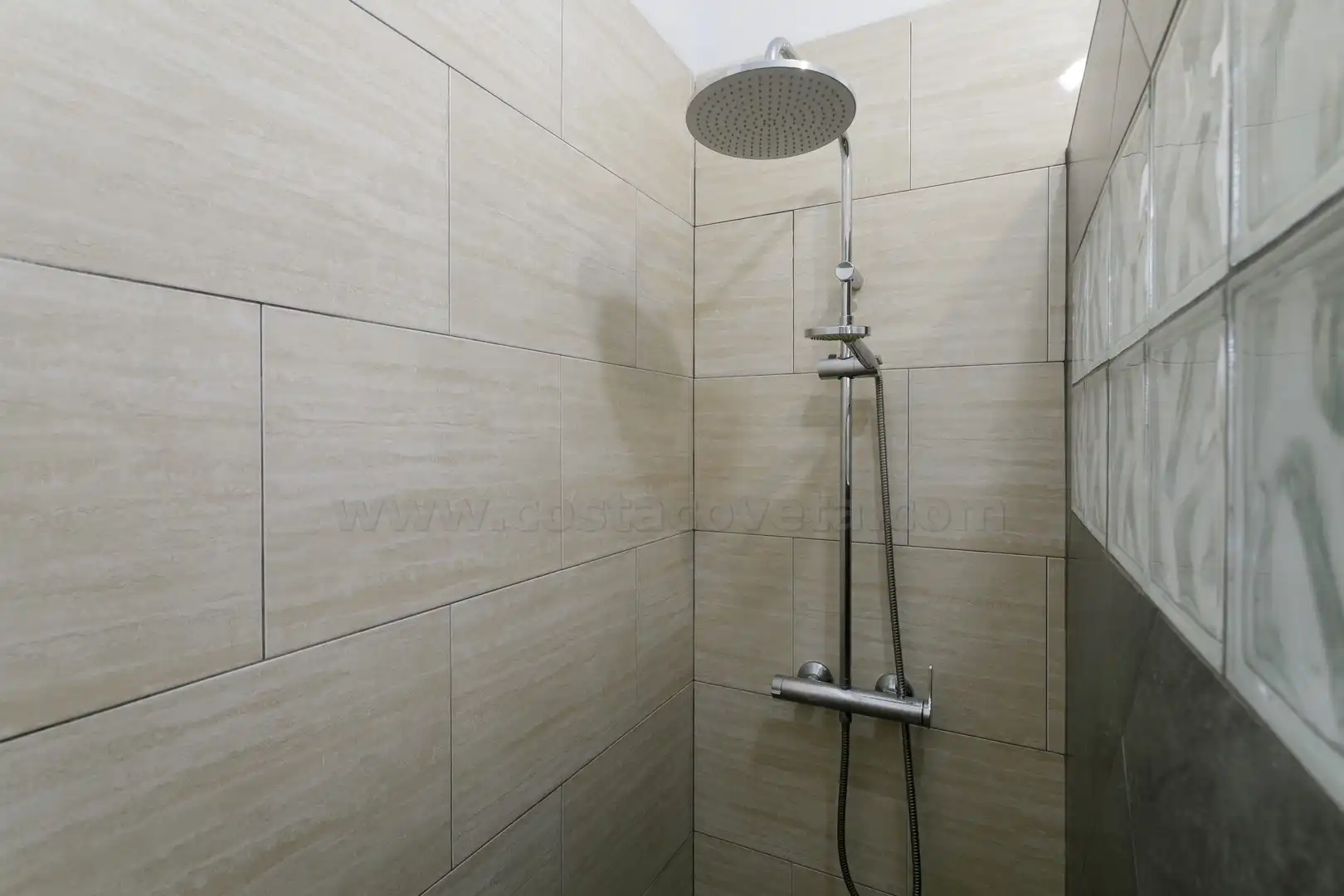 Bathroom of Houses for sale in El Campello  with Air Conditioner, Private garden and Terrace