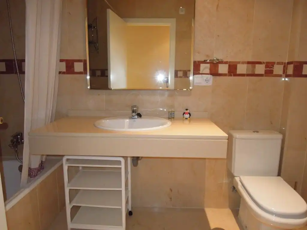 Bathroom of Apartments for rent in Altea  with Air Conditioner, Furnished and Community pool