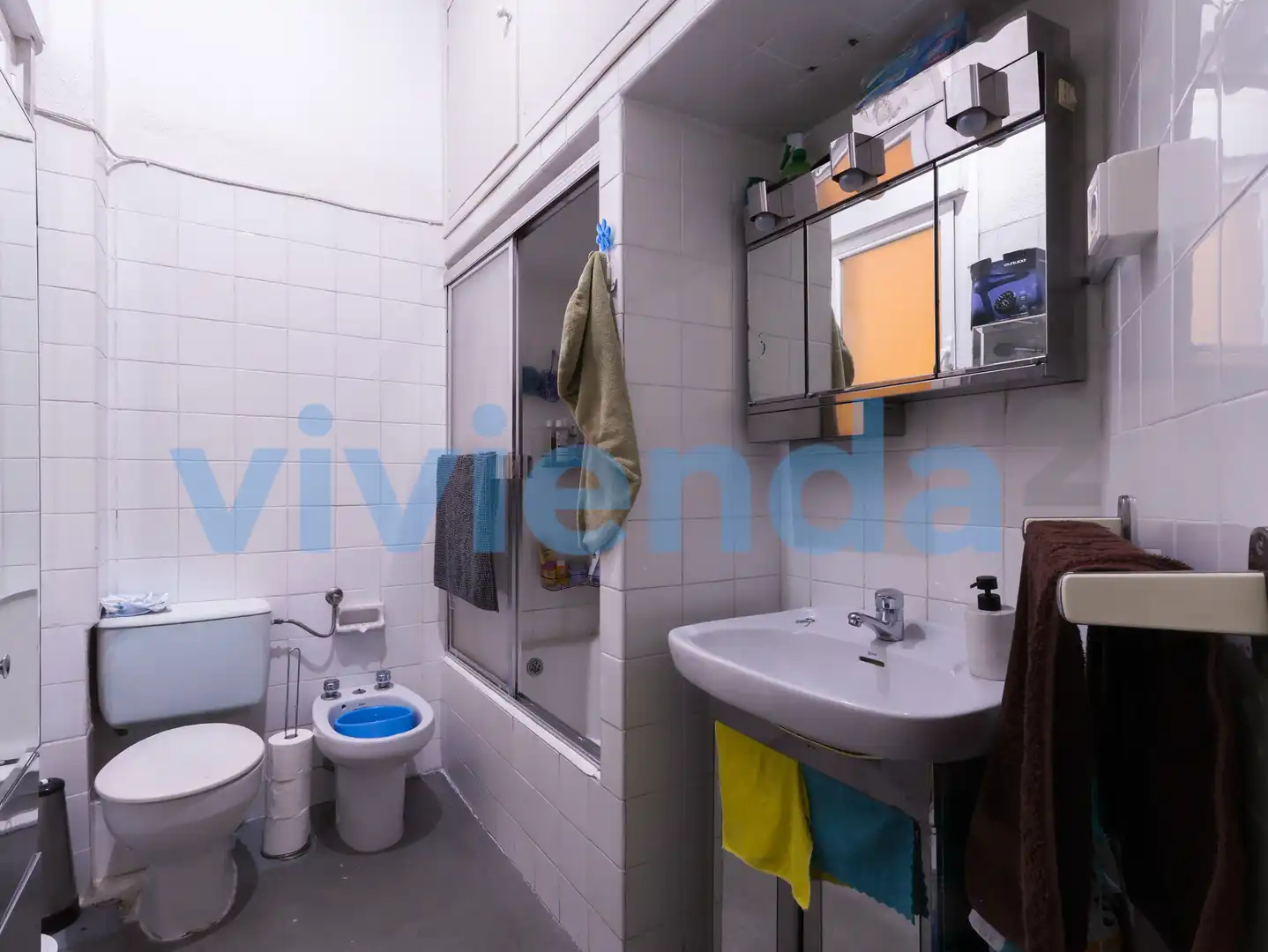 Badezimmer von Wohnung zum Verkauf in Madrid mit Heizung und Balkon