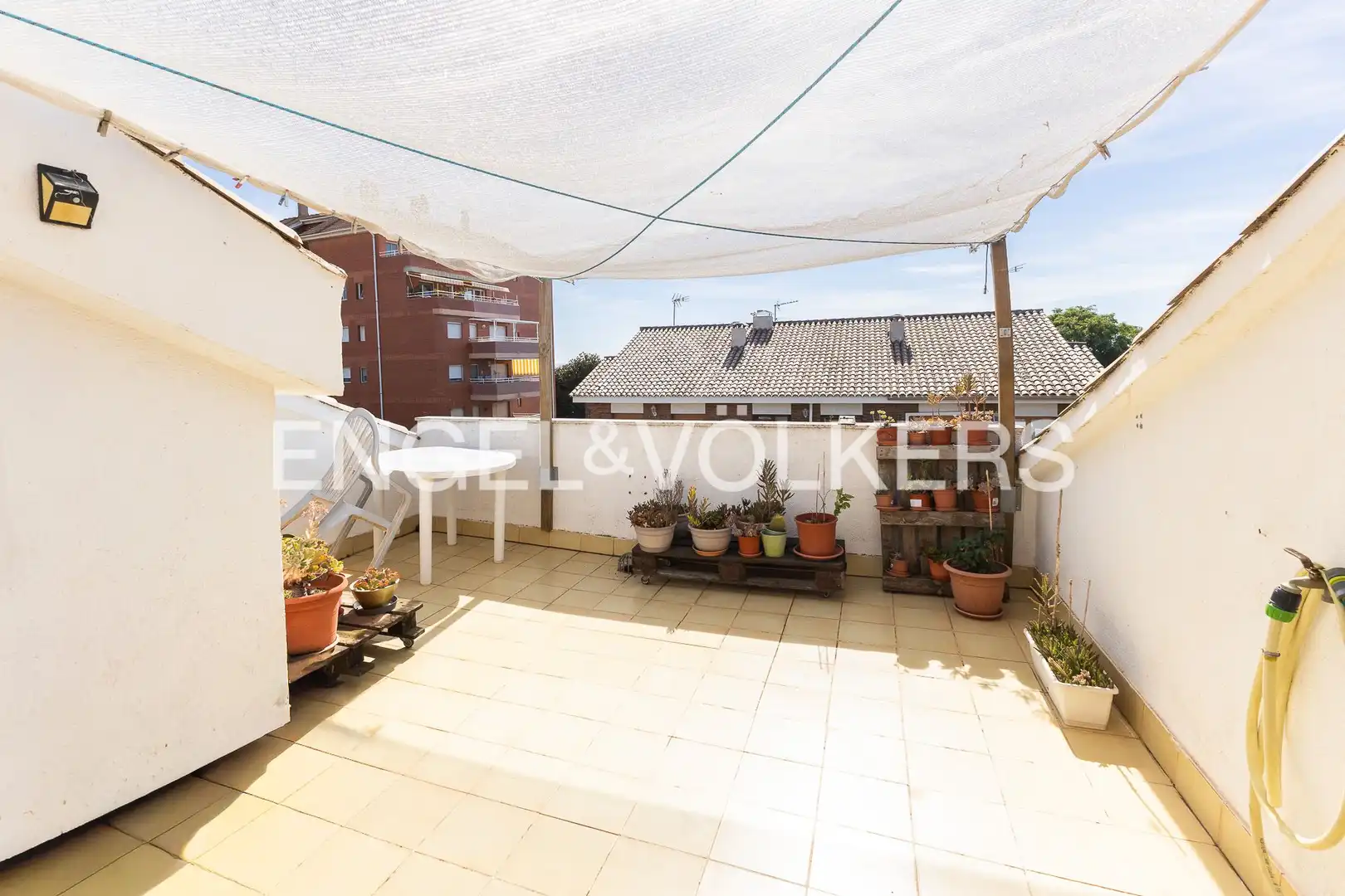 Terrassa de Casa adosada en venda en Vilassar de Mar amb Calefacció, Jardí privat i Terrassa