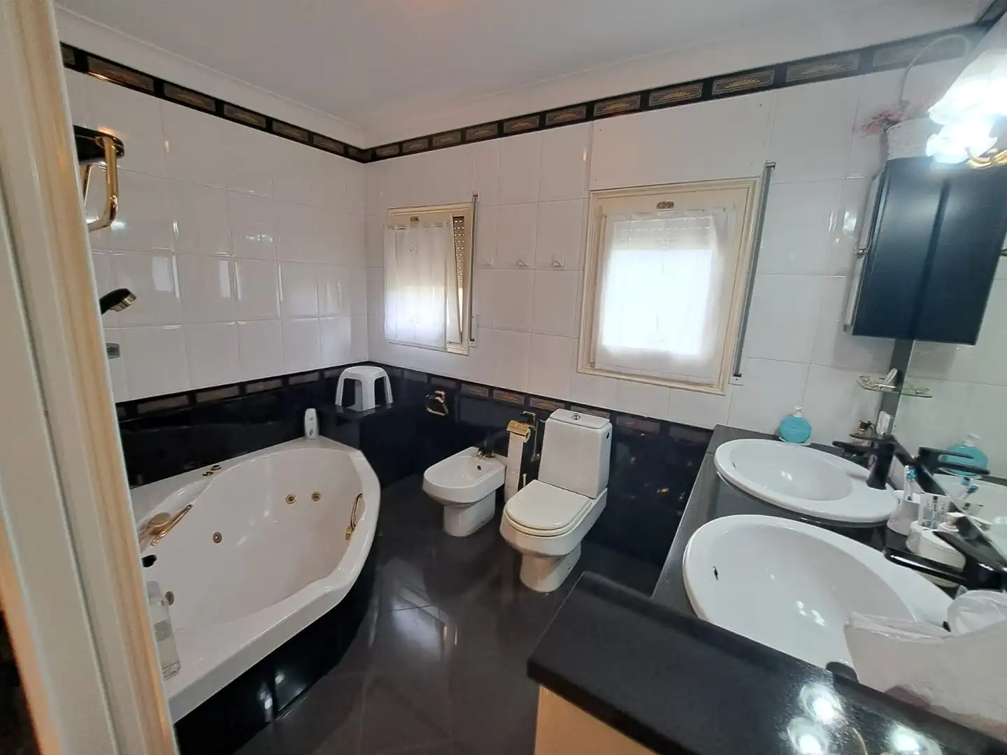 Baño de Casa o chalet en venta en Breda con Aire acondicionado, Calefacción y Jardín privado