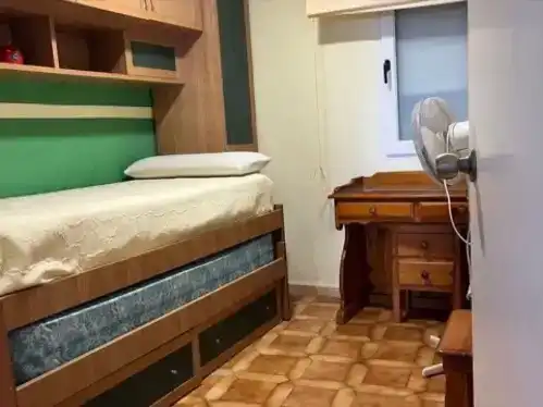 Dormitori de Apartament de lloguer en Almuñécar amb Parquet, Piscina i Moblat
