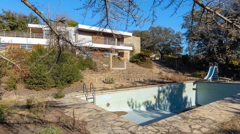 Villa con muchas posibilidades sobre una amplia parcela con vistas al mar en venta en Cabrils, imatge 4