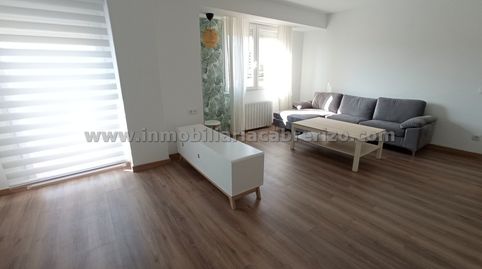 Foto 3 de Apartamento de alquiler en Calle Ingenieros Pino y Amorena, 13, Jesuitas, Logroño