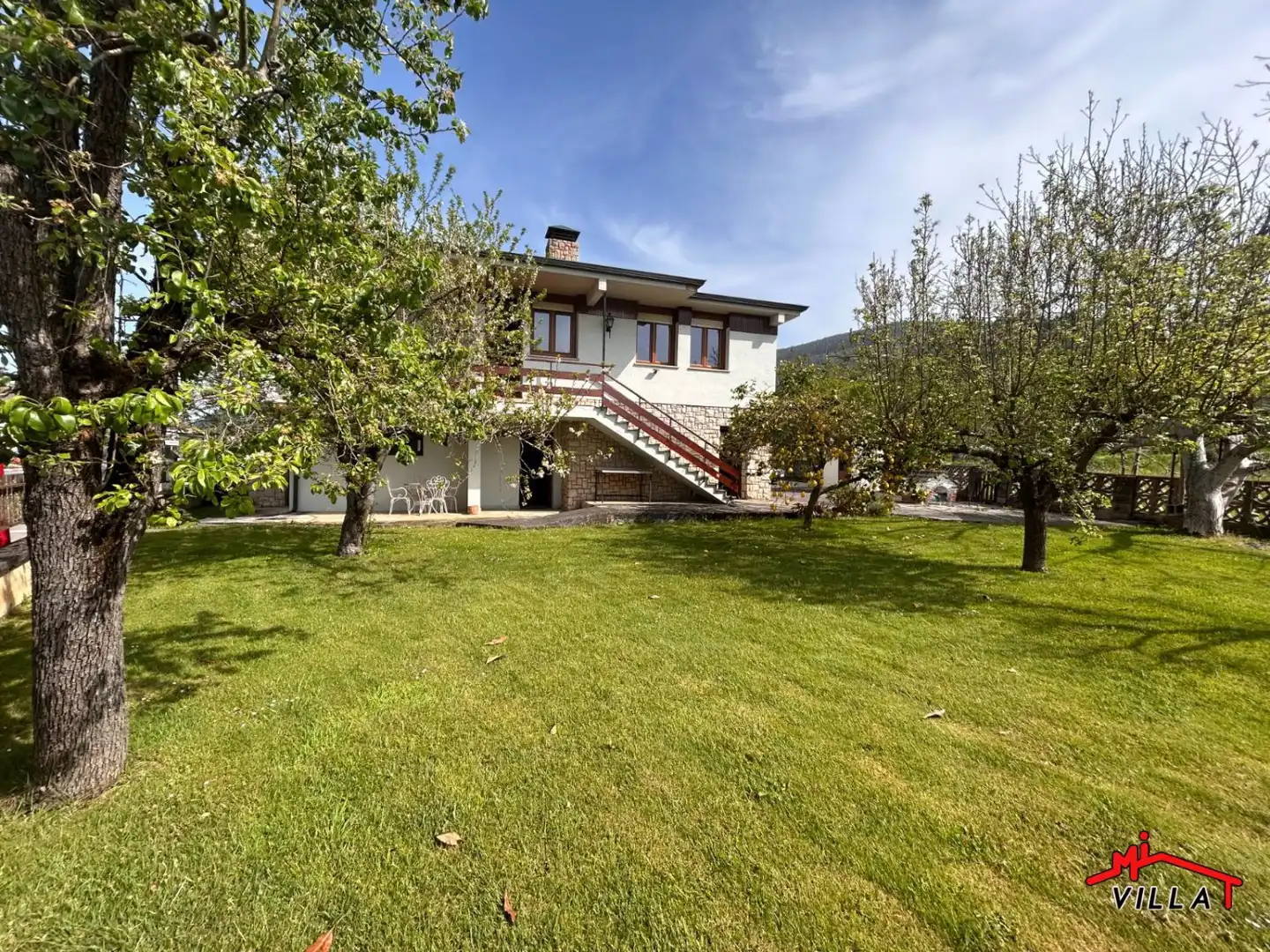 Vista exterior de Casa o chalet en venta en Ampuero con Calefacción, Terraza y Amueblado