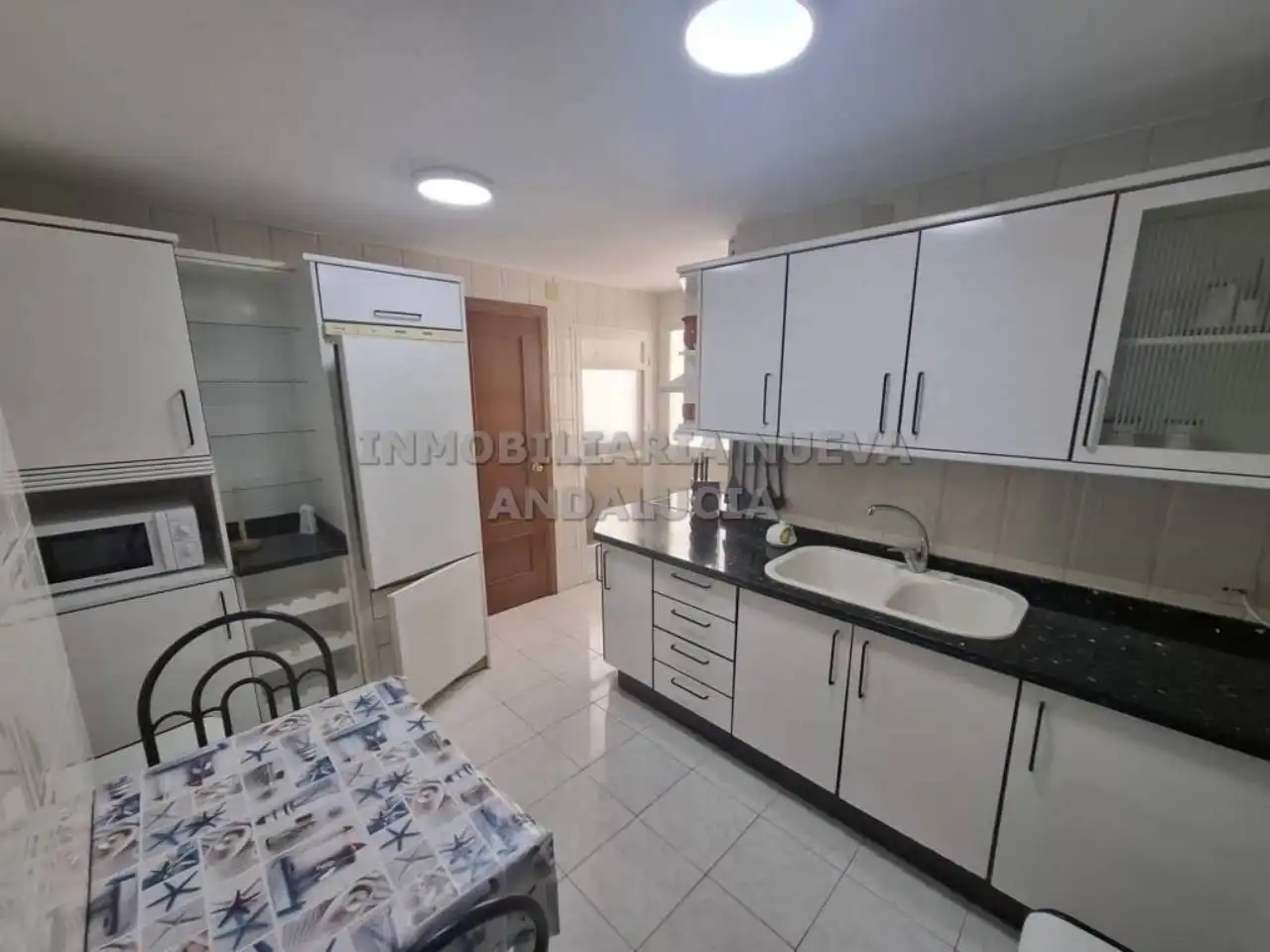 Appartement avec ascenseur à louer à Nueva Andalucía, imagen 3