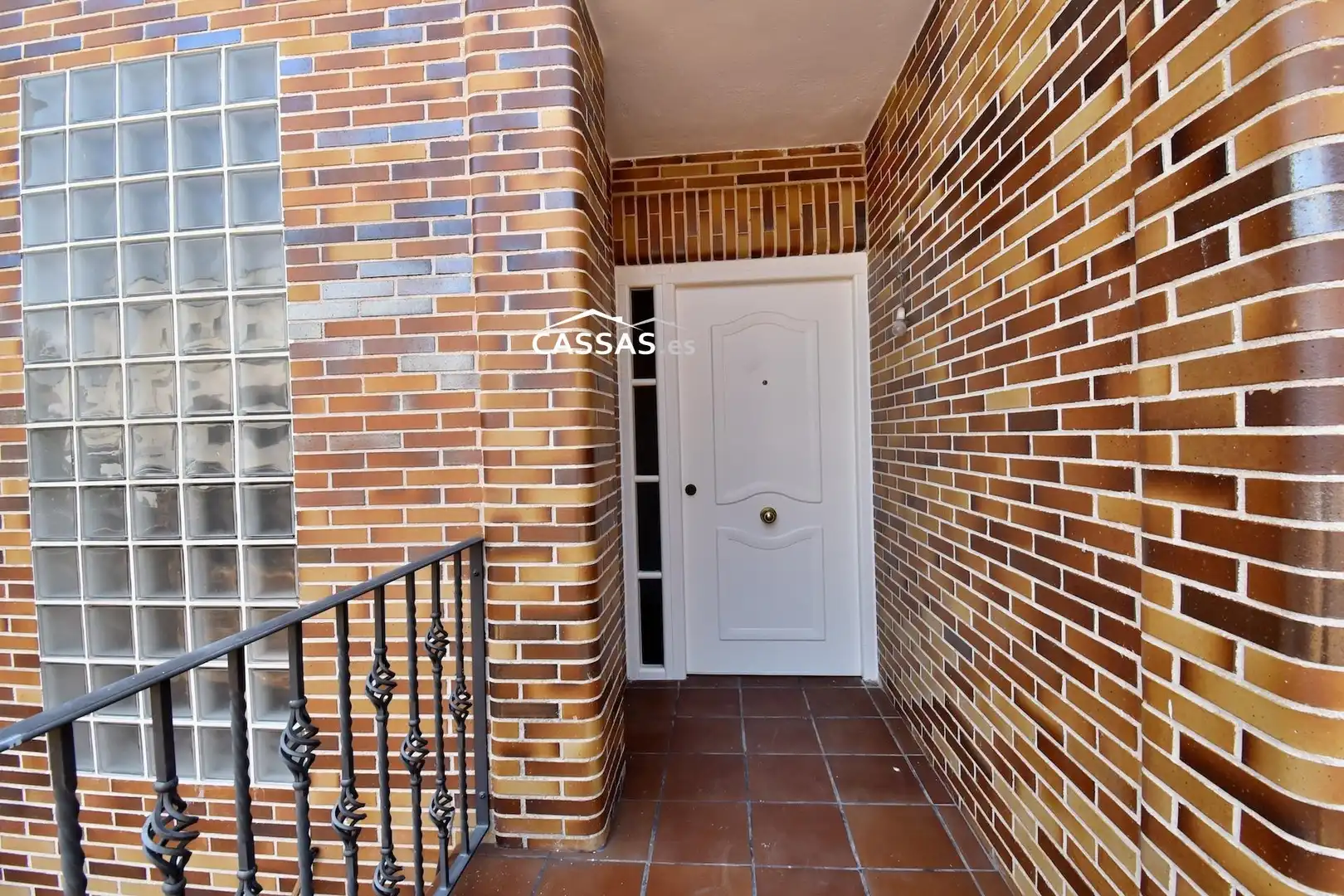 Vista exterior de Casa adosada en venda en Torrejón de Ardoz amb Aire condicionat, Calefacció i Parquet