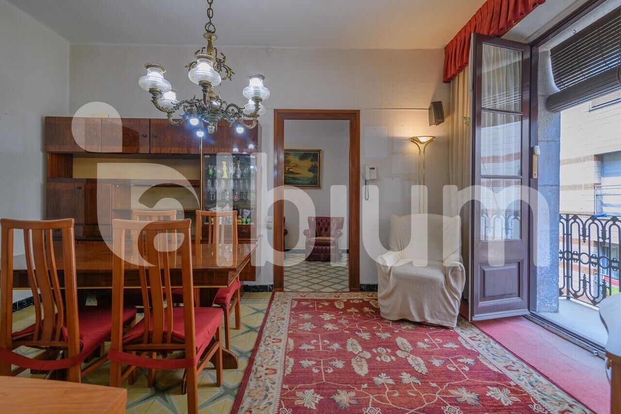 Comedor de Piso en venta en  Barcelona Capital con Balcón