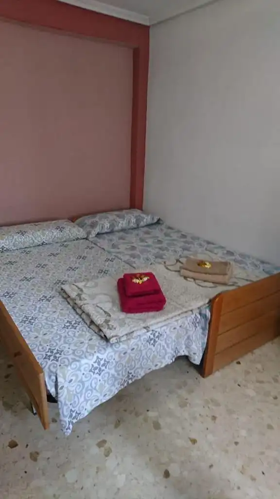 Habitación de Piso en venta en Valencia con Amueblado y Balcón