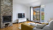 Sala d'estar de Àtic en venda en Oiartzun amb Calefacció, Terrassa i Balcó