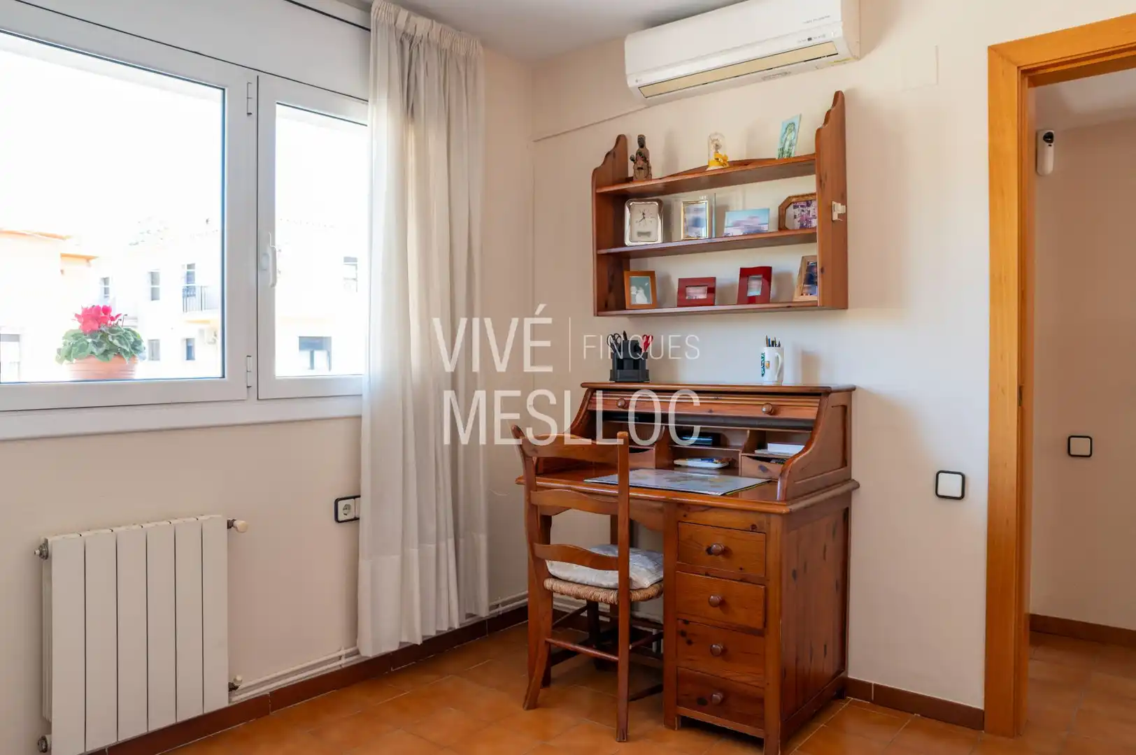 Habitación de Casa o chalet en venta en El Masnou con Aire acondicionado, Calefacción y Jardín privado