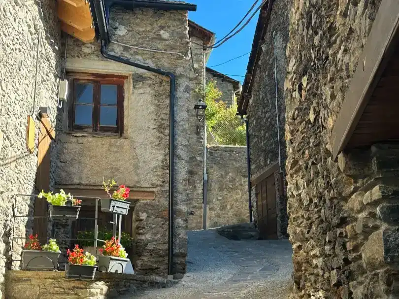 Vista exterior de Finca rústica en venda en La Guingueta d'Àneu