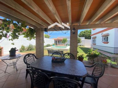 Jardí de Casa o xalet en venda en El Puerto de Santa María amb Aire condicionat, Terrassa i Piscina