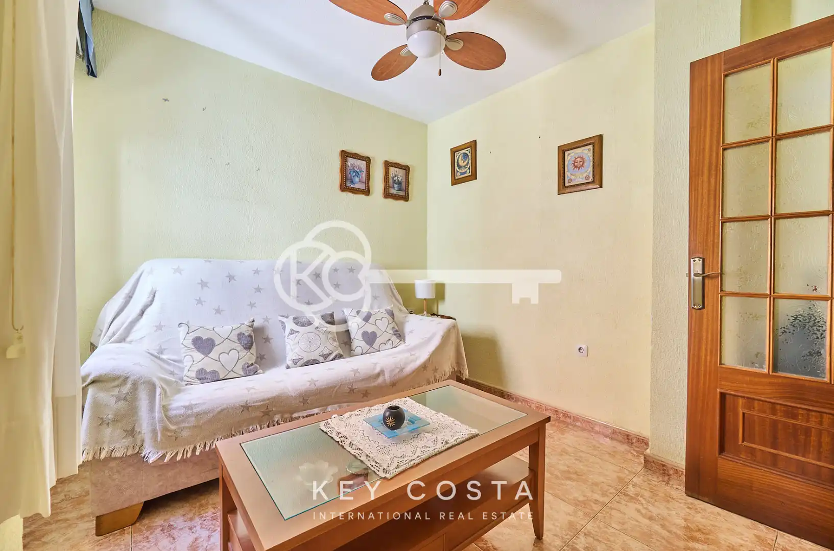 Wohnzimmer von Wohnung zum Verkauf in Alicante / Alacant mit Möbliert